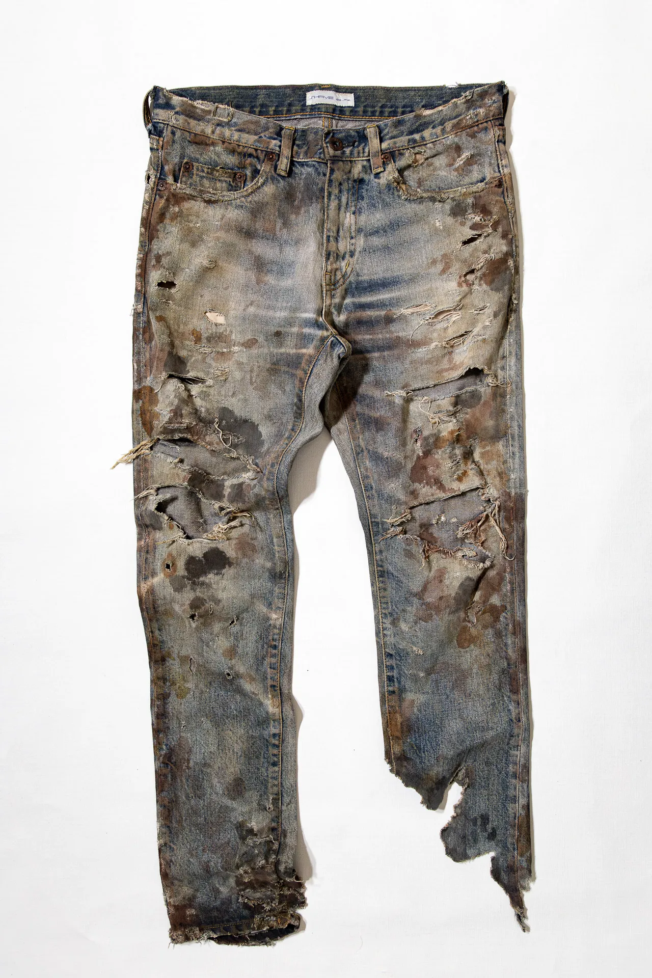 児島のデニム加工シェイヴのパンツ